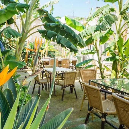 Hotel Carlos V Jerez By Vivere Stays Jerez de la Frontera Exterior foto