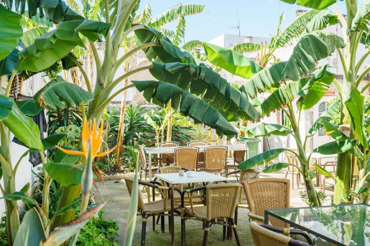 Hotel Carlos V Jerez By Vivere Stays Jerez de la Frontera Exterior foto