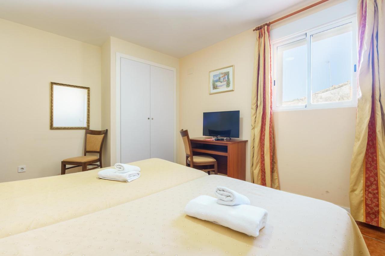 Hotel Carlos V Jerez By Vivere Stays Jerez de la Frontera Exterior foto