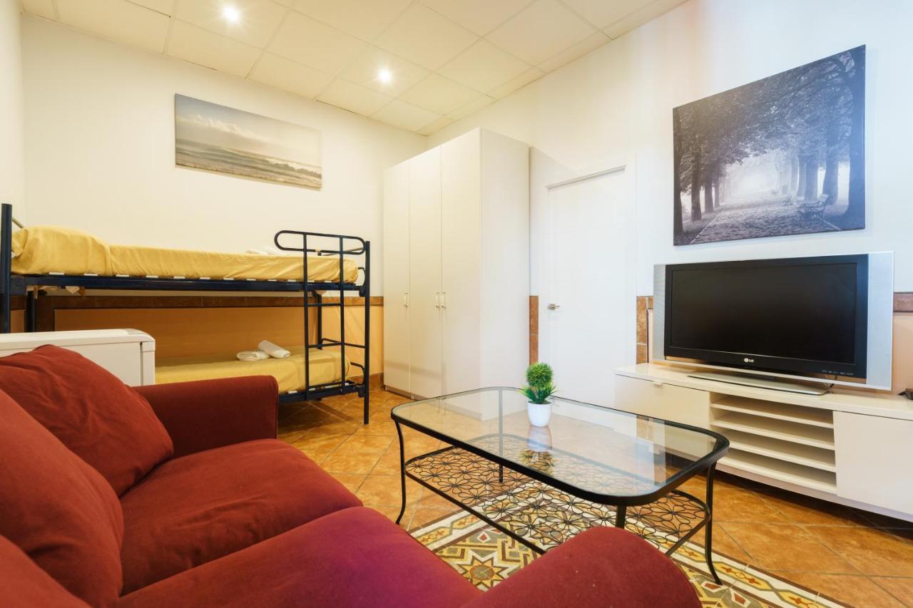 Hotel Carlos V Jerez By Vivere Stays Jerez de la Frontera Exterior foto